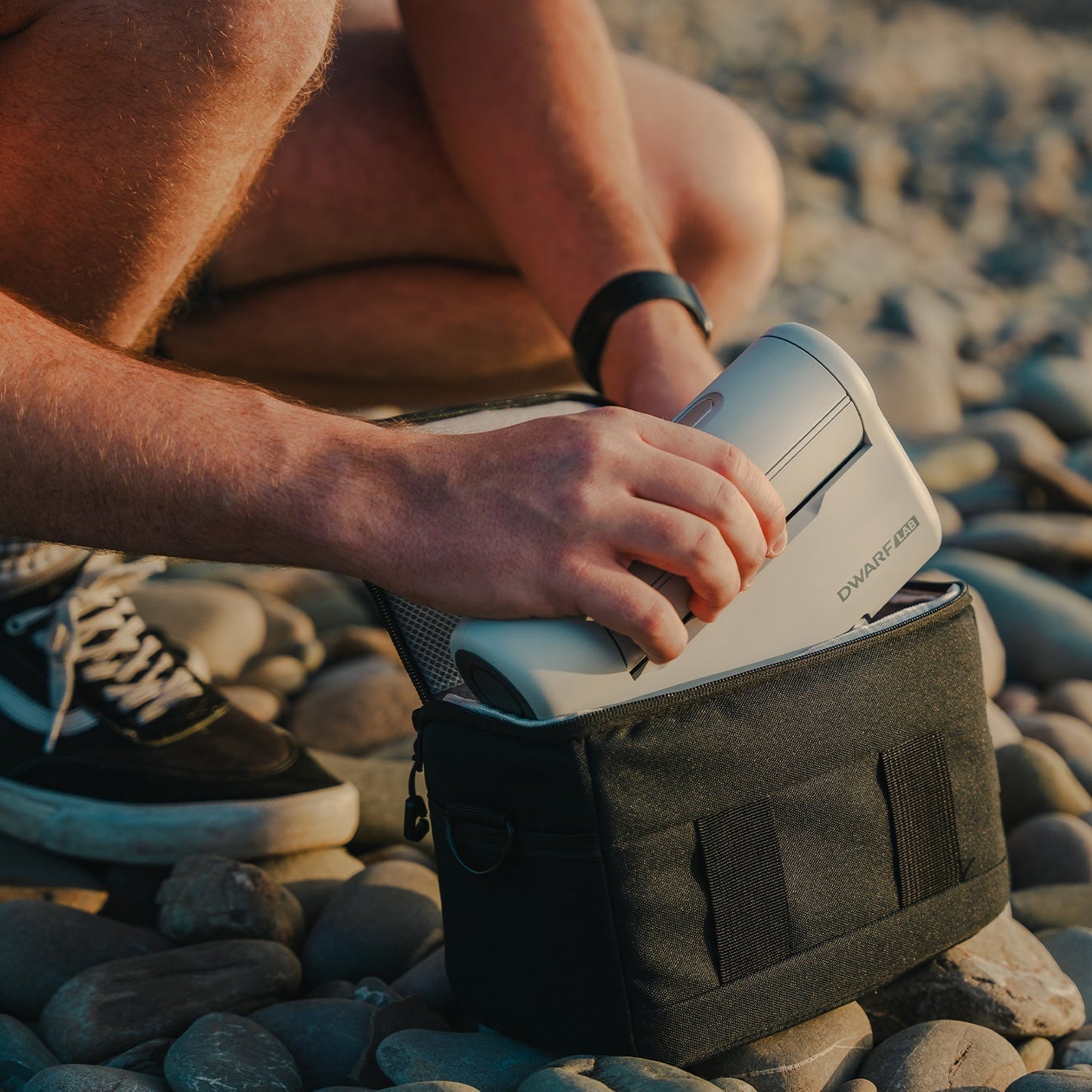 DWARF II Deluxe Edition Smart Telescope with Solar Filters, UHC Filter and Two Replaceable Batteries