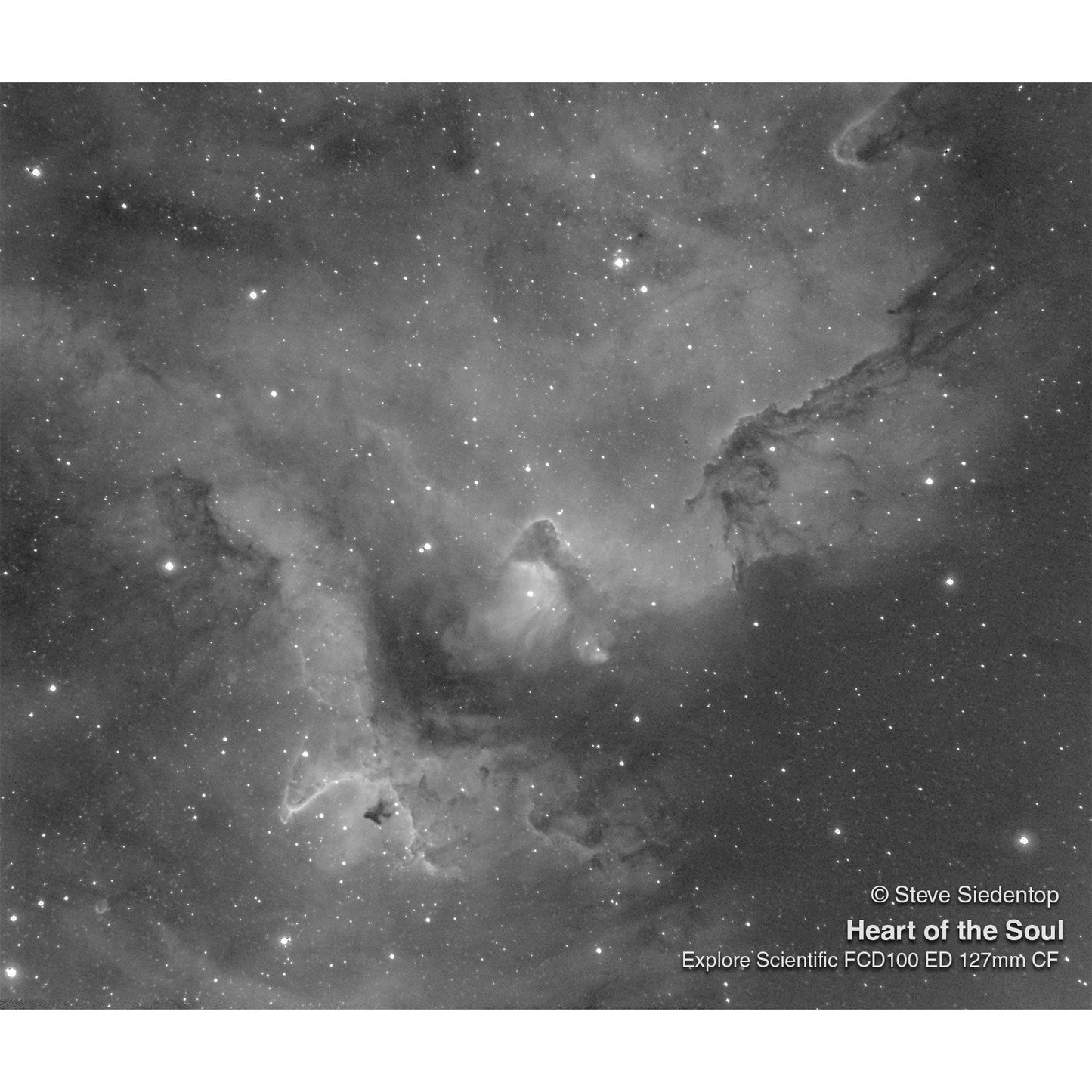 Explore Scientific FCD100 Series 127mm f/7.5 Carbon Fiber Triplet ED APO Refractor Telescope with 2.5" HEX Focuser FCD100-127075-CF-01