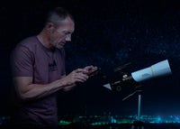 National Geographic RT70400 70mm Refractor Telescope 80-50070 – Beginner Telescope with Panhandle Mount & Smartphone Adapter