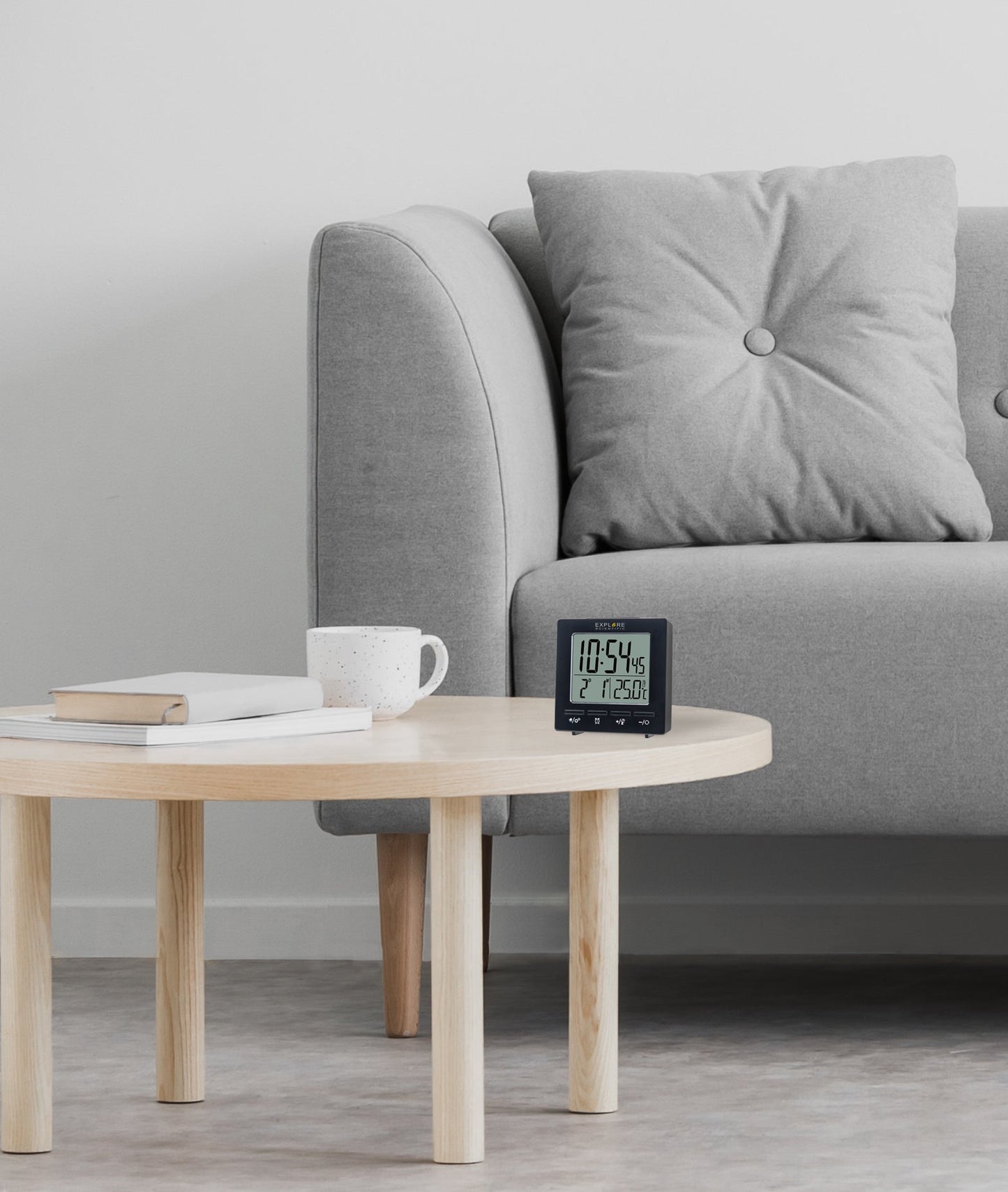 Compact Radio Controlled Alarm Clock