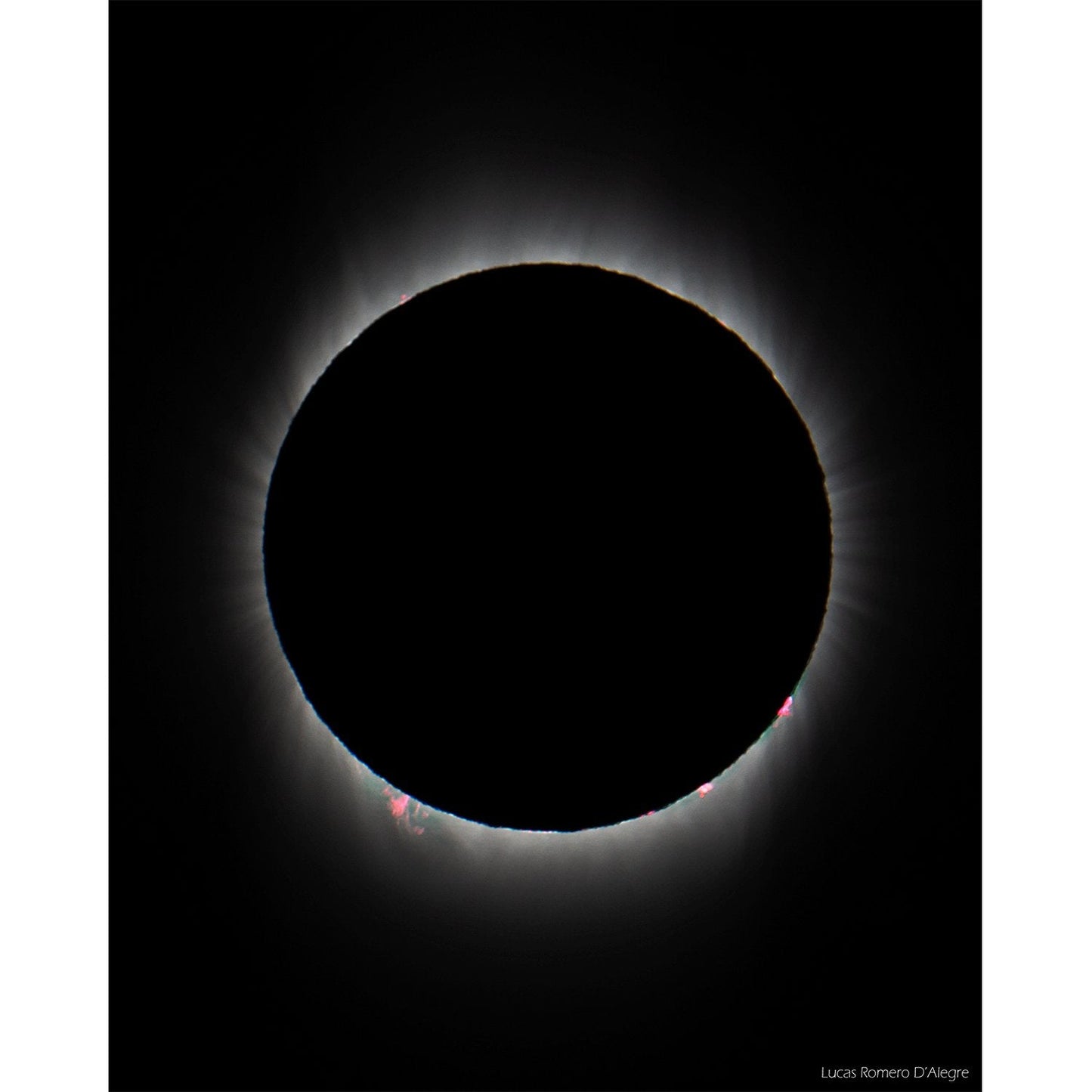 Explore Scientific ED102 Triplet w/ EXOS2 PMC-Eight Equatorial GOTO Mount ED102-PMC8-CMBO